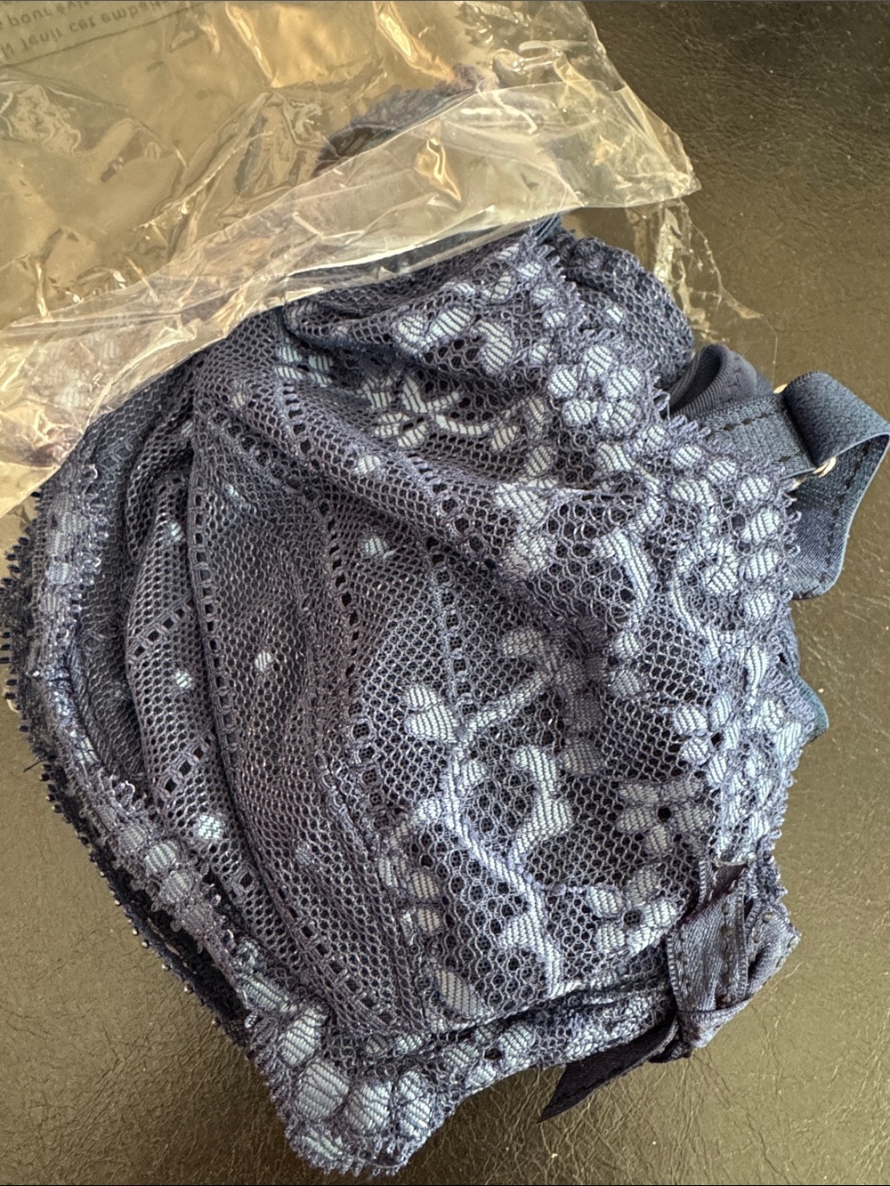 NWT Chantelle 32D blue bra